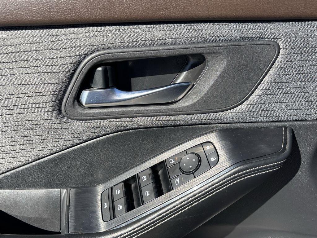 Nissan Rogue SV 2023