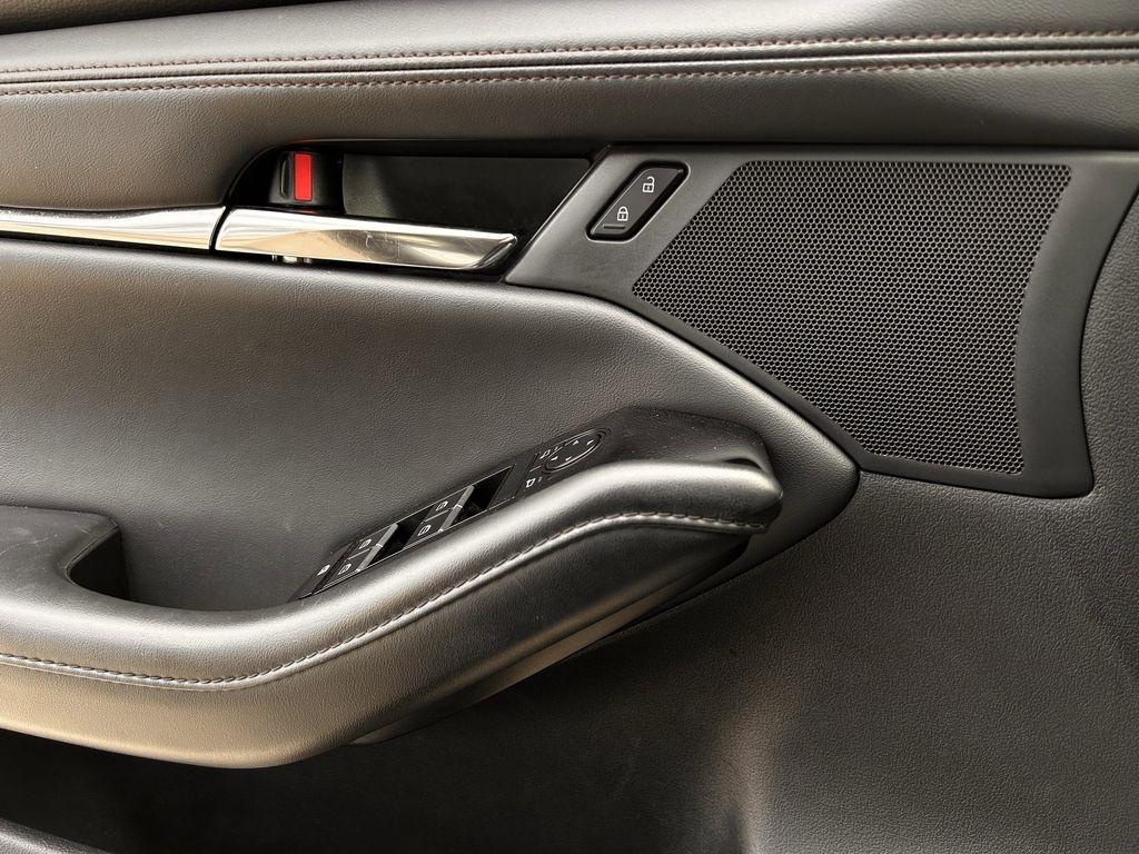 Mazda MAZDA3 Preferred 2024