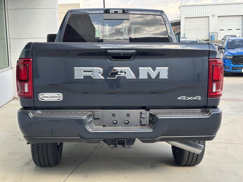RAM 3500 Limited Crew Cab SWB 4WD 2026
