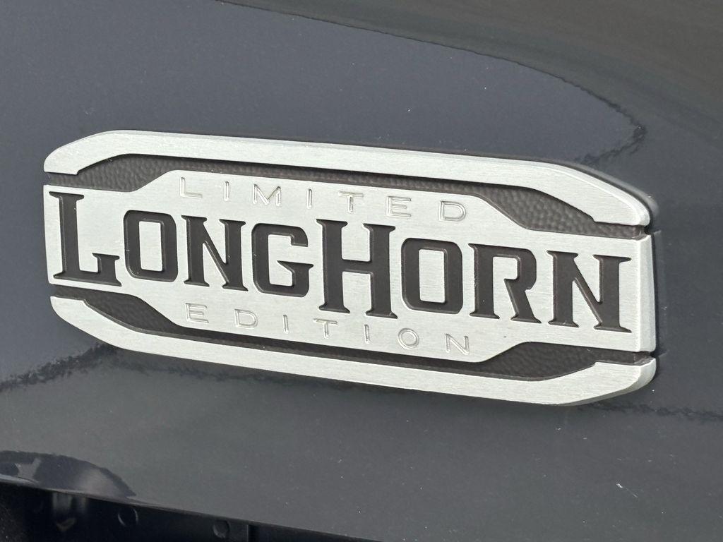 RAM 3500 Limited Crew Cab SWB 4WD 2026