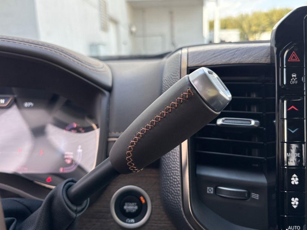 RAM 3500 Limited Crew Cab SWB 4WD 2026