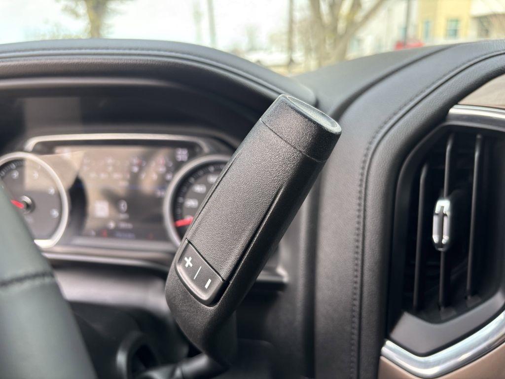 Chevrolet Silverado 2500HD High Country Crew Cab Long Box 4WD 2023