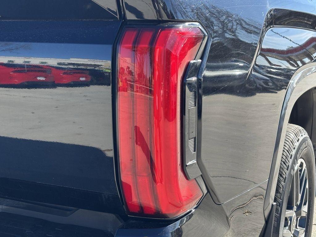 Toyota Tundra Limited CrewMax 2WD Hybrid 2023