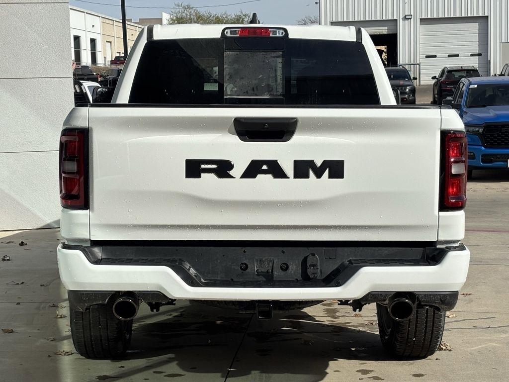 RAM 1500 Tradesman Crew Cab SWB 2WD 2026