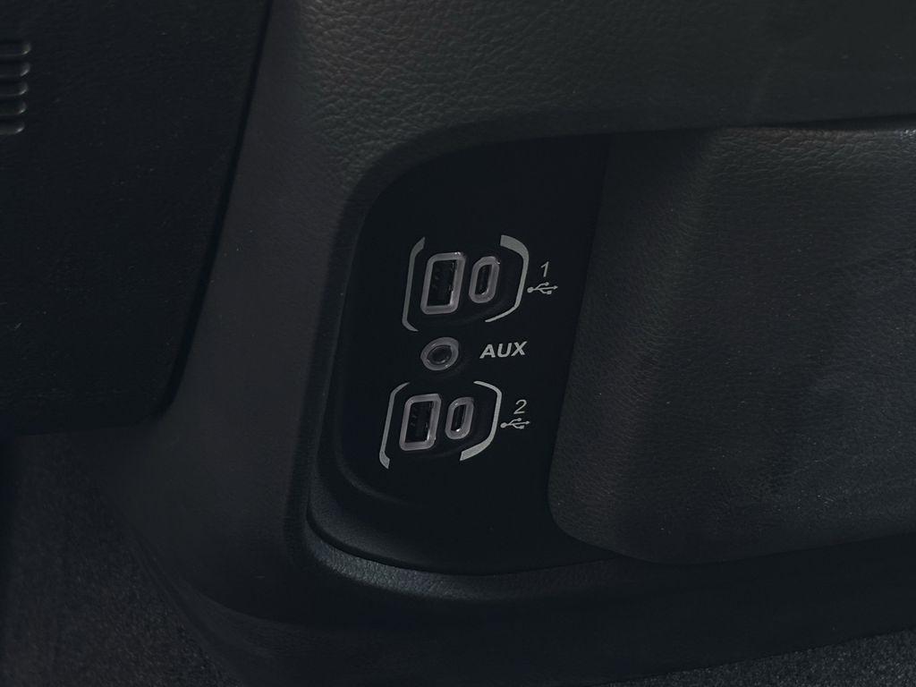 RAM 1500 Tradesman Crew Cab SWB 2WD 2026