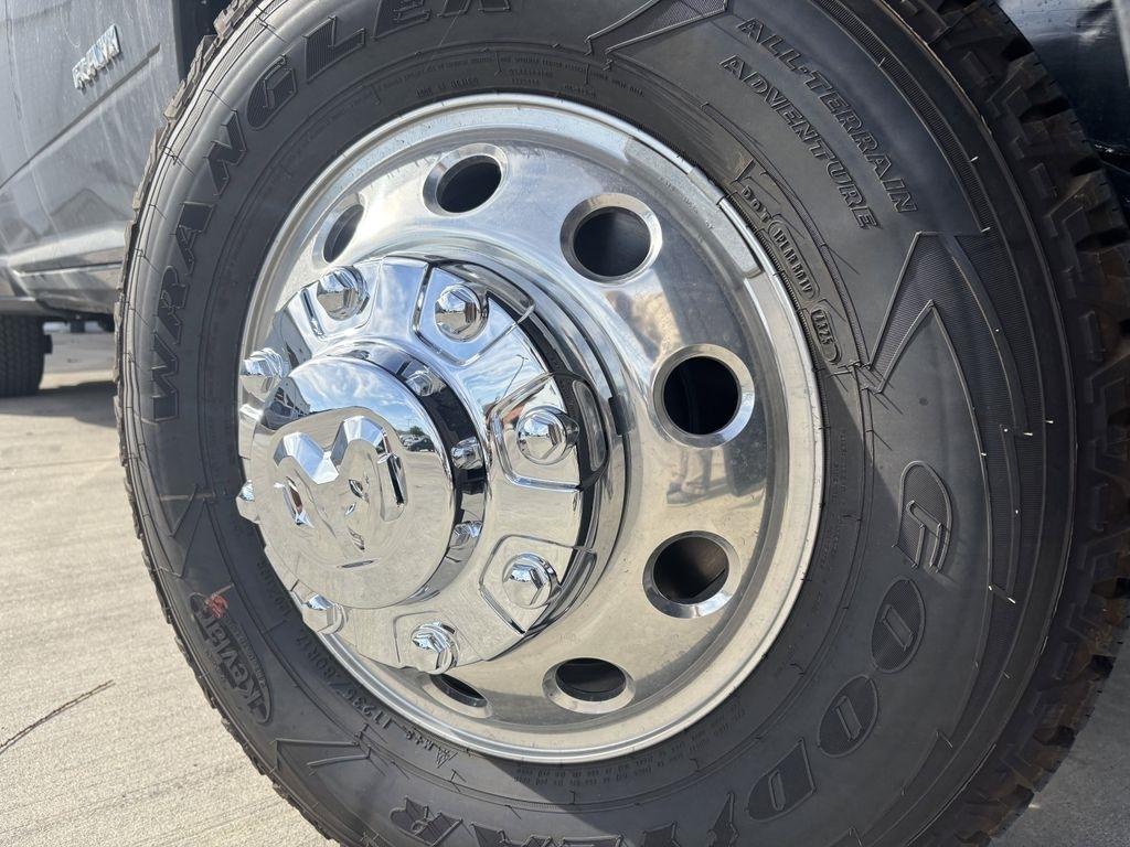 RAM 2500 Laramie Crew Cab 4WD 2026