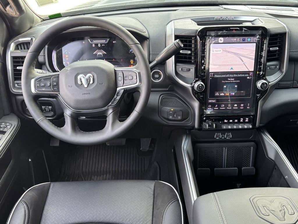 RAM 2500 Laramie Crew Cab 4WD 2026