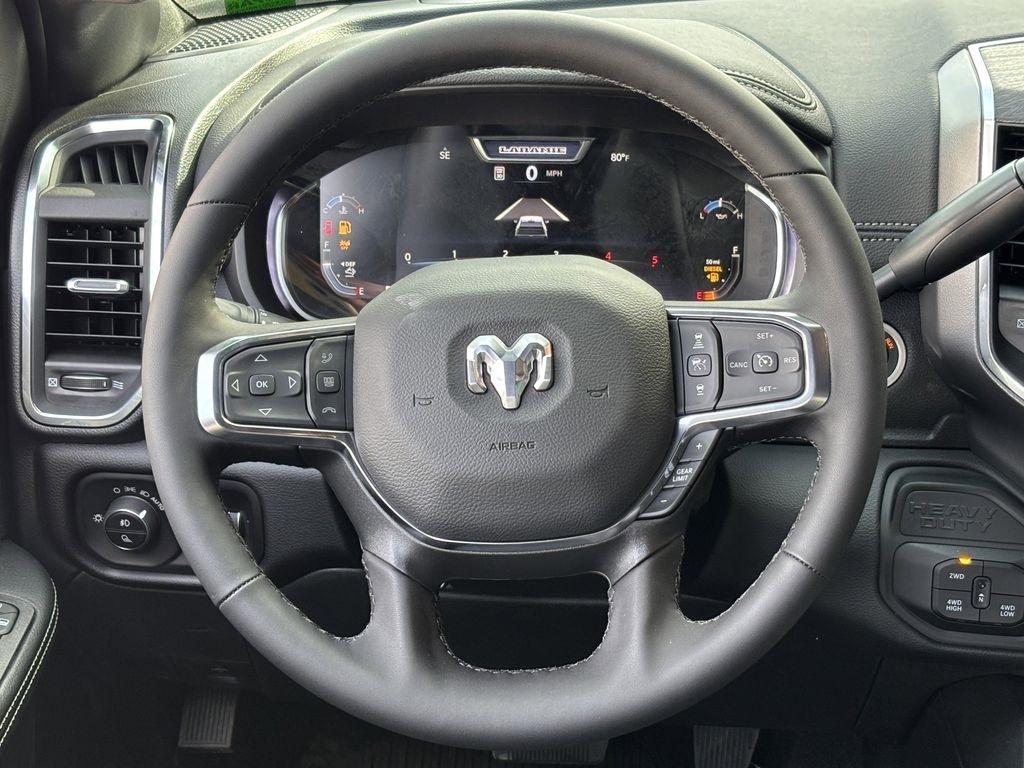 RAM 2500 Laramie Crew Cab 4WD 2026