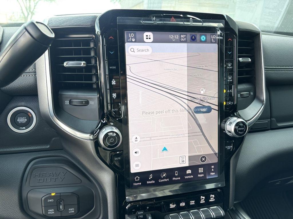 RAM 2500 Laramie Crew Cab 4WD 2026