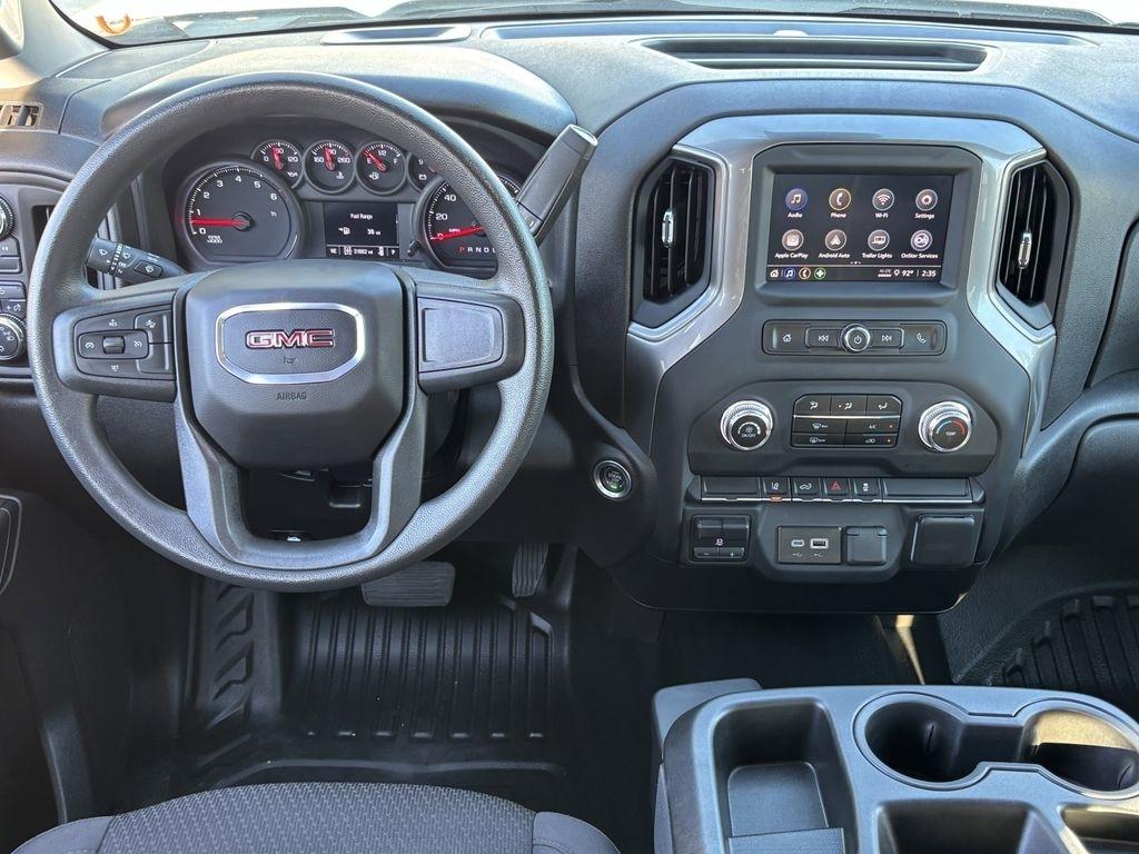 GMC Sierra 2500HD Pro Double Cab 4WD SB 2024