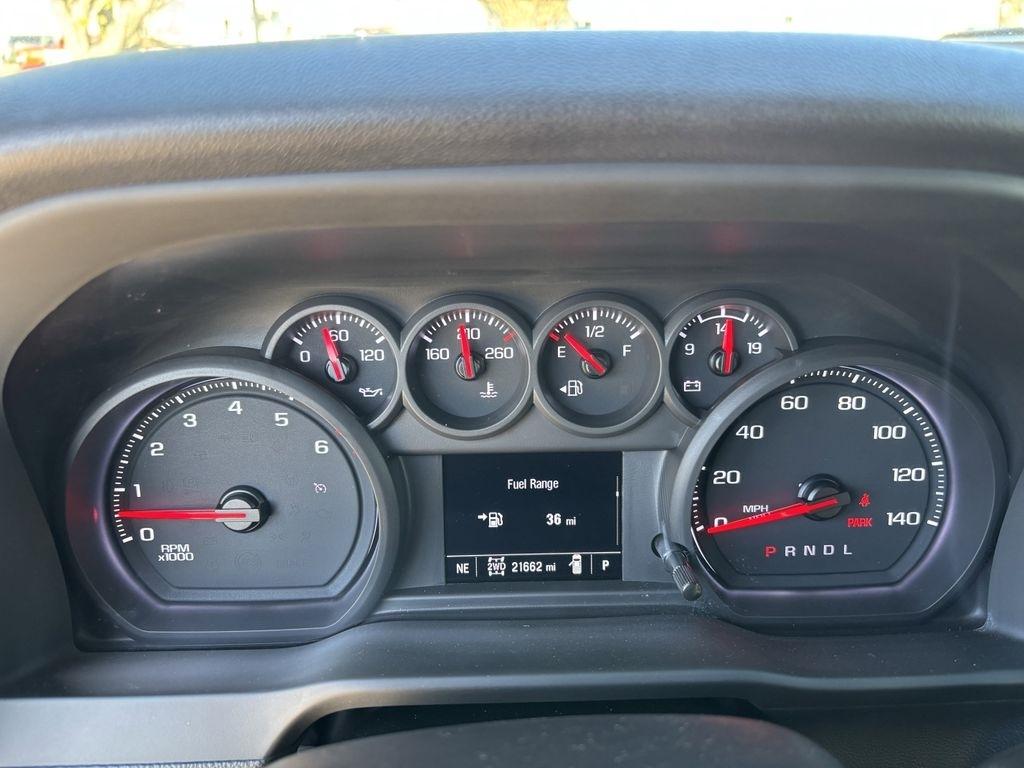 GMC Sierra 2500HD Pro Double Cab 4WD SB 2024