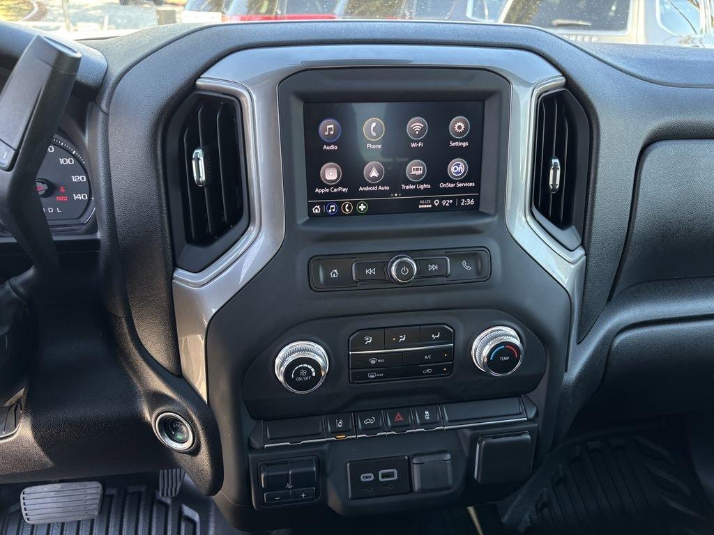 GMC Sierra 2500HD Pro Double Cab 4WD SB 2024