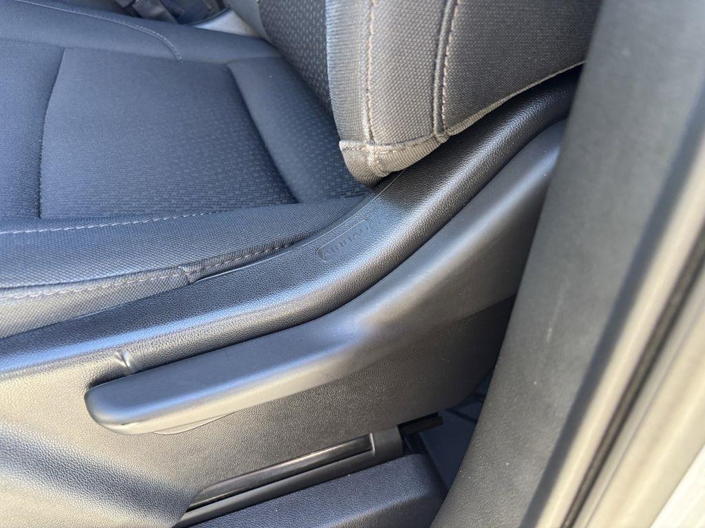 GMC Sierra 2500HD Pro Double Cab 4WD SB 2024