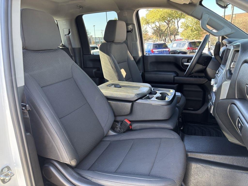 GMC Sierra 2500HD Pro Double Cab 4WD SB 2024