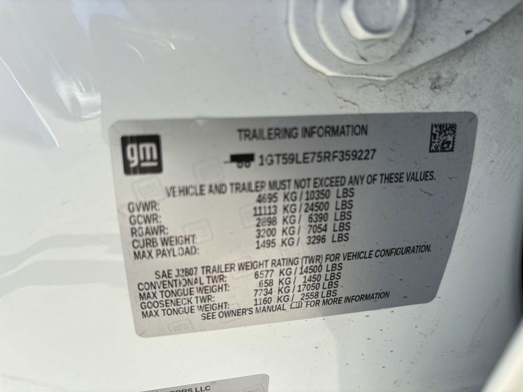 GMC Sierra 2500HD Pro Double Cab 4WD SB 2024