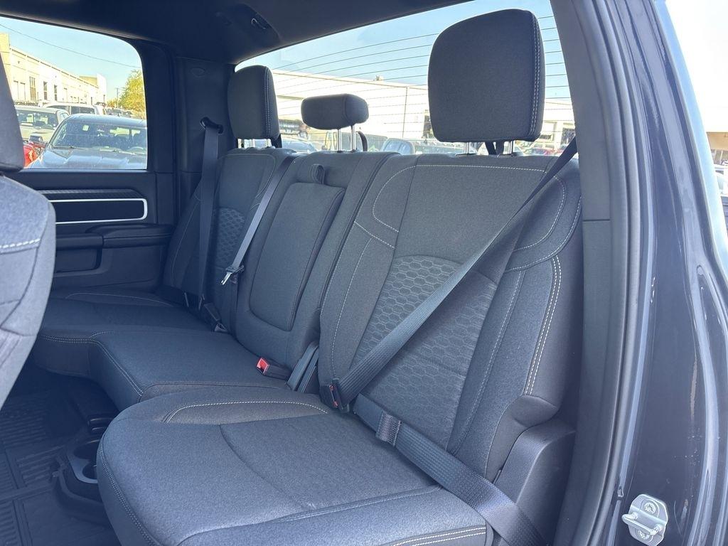 RAM 2500 Big Horn Crew Cab 4WD 2026