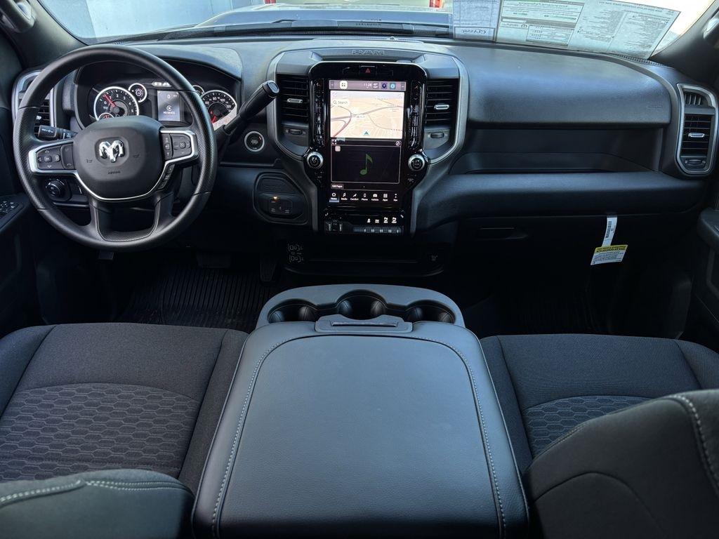 RAM 2500 Tradesman Crew Cab SWB 4WD 2026