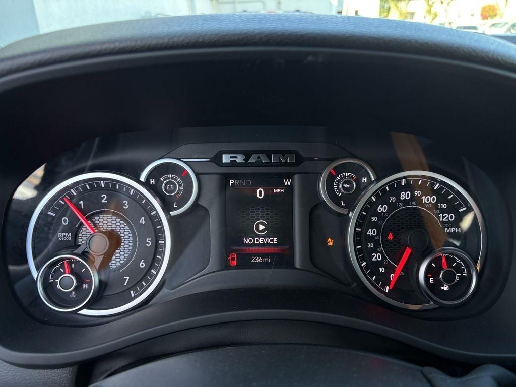 RAM 2500 Tradesman Crew Cab SWB 4WD 2026