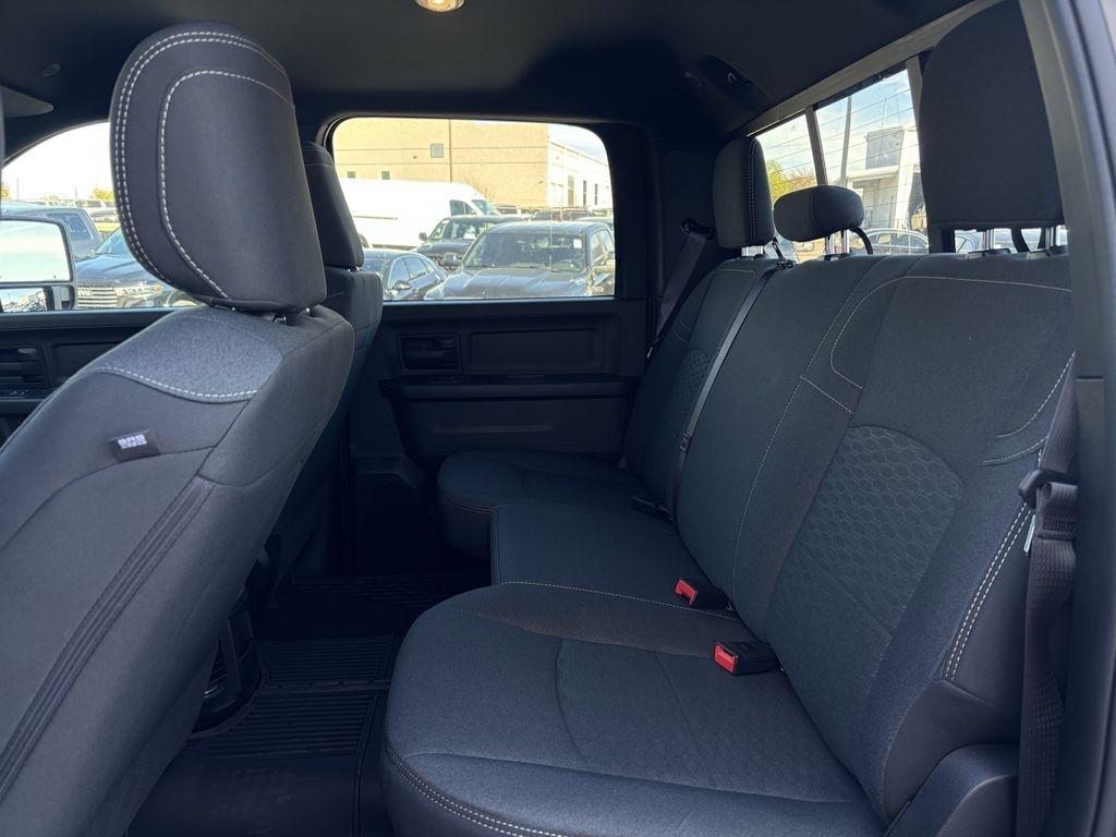 RAM 2500 Tradesman Crew Cab SWB 4WD 2026