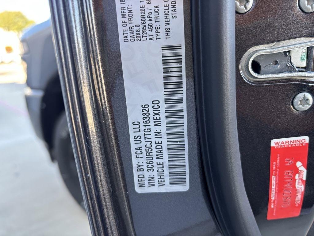 RAM 2500 Tradesman Crew Cab SWB 4WD 2026