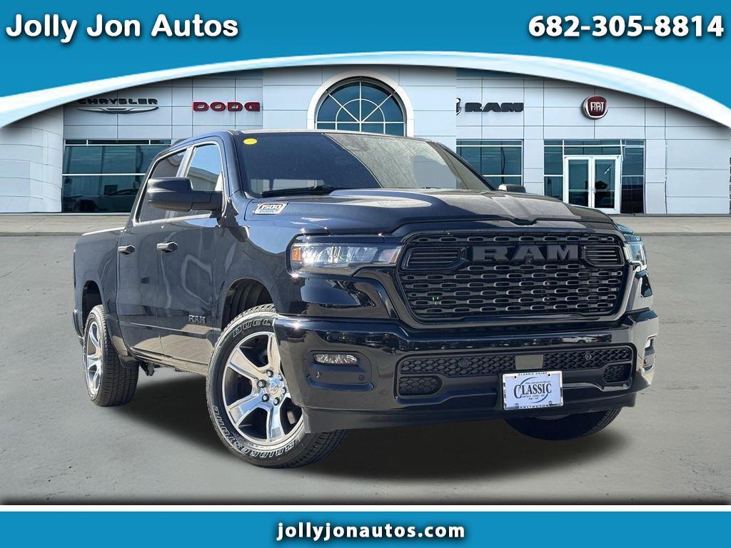 RAM 1500 Tradesman Crew Cab SWB 2WD 2025