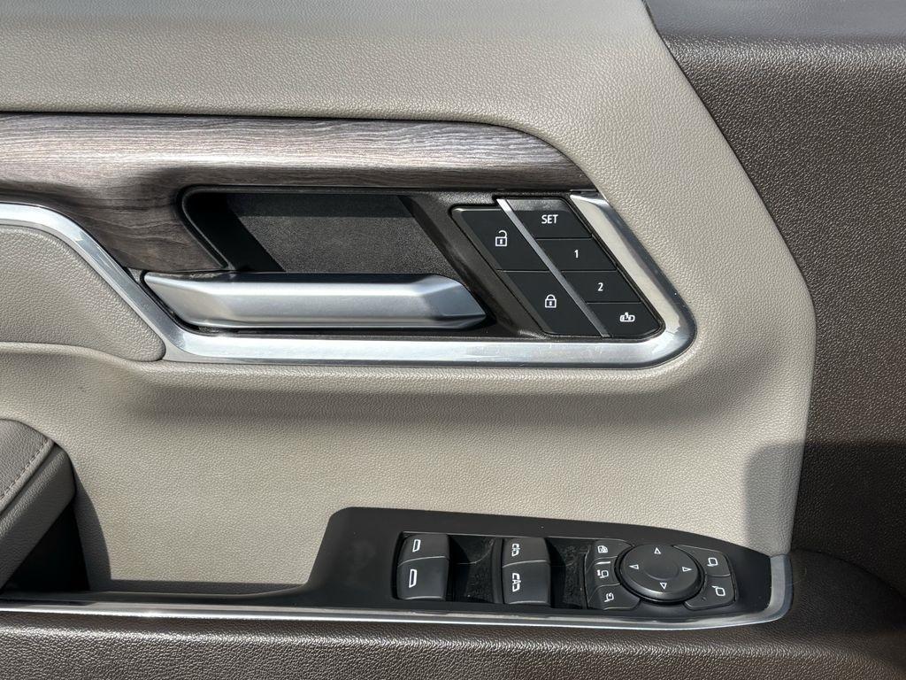 Chevrolet Silverado 2500HD LTZ Crew Cab Long Box 4WD 2024