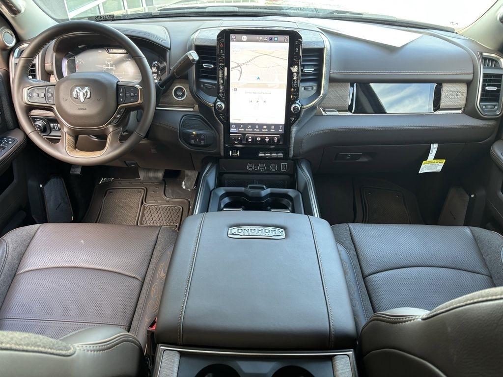 RAM 2500 Limited Crew Cab 4WD 2026