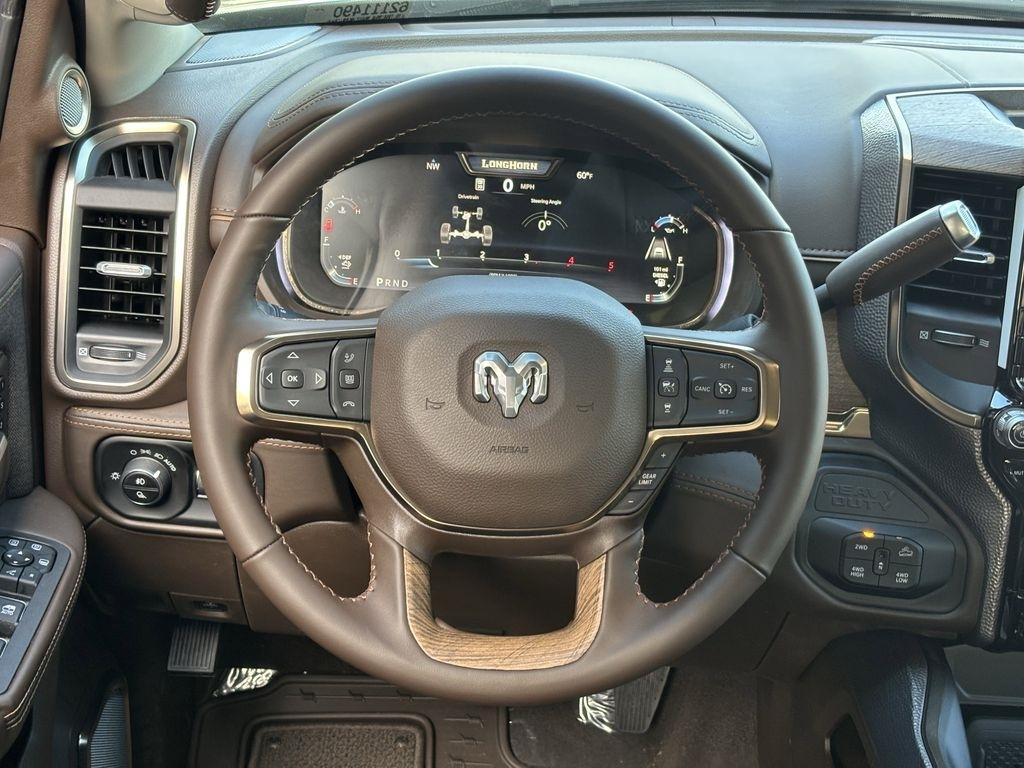 RAM 2500 Limited Crew Cab 4WD 2026