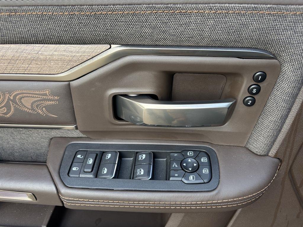 RAM 2500 Limited Crew Cab 4WD 2026