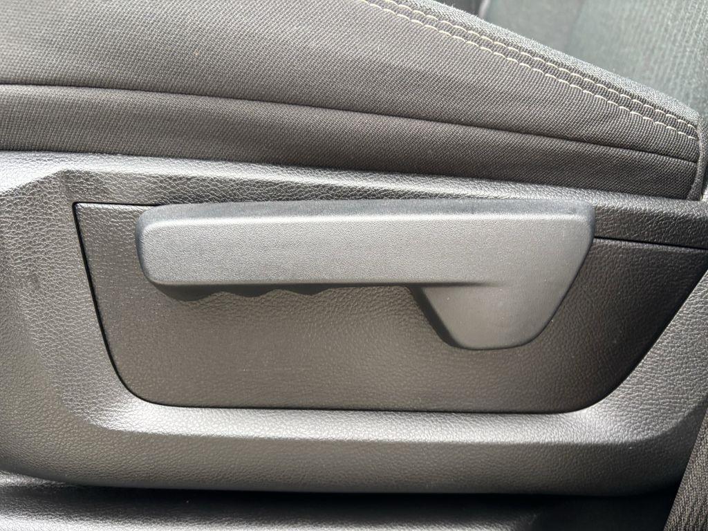 RAM 3500 Tradesman Crew Cab 4WD 2024