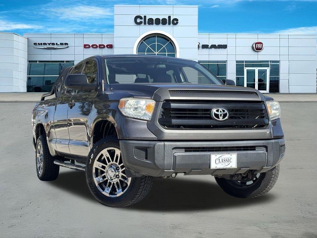 Toyota Tundra SR5 4.6L V8 Double Cab 2WD 2015