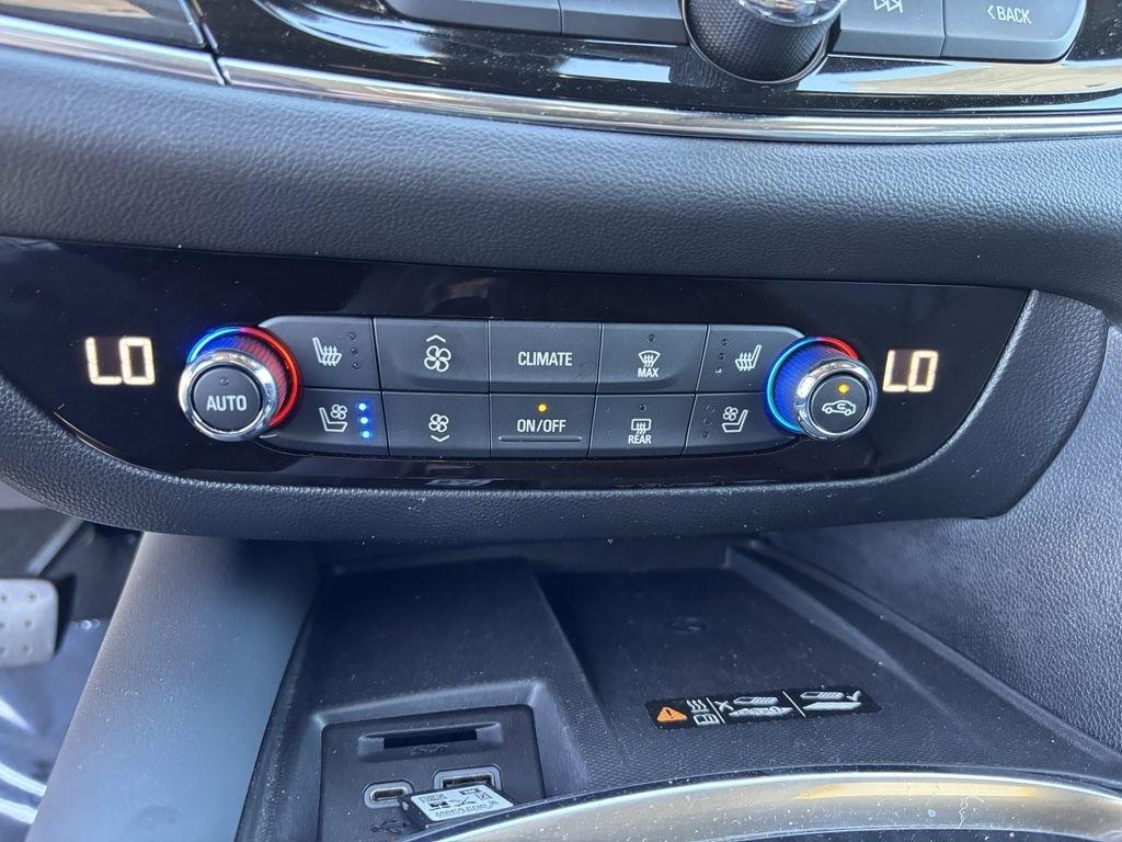 Buick Enclave Premium AWD 2024