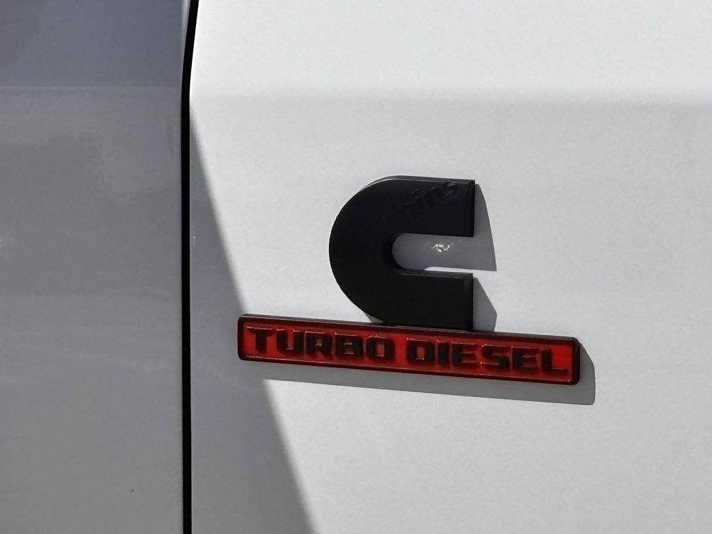 RAM 2500 Tradesman Crew Cab SWB 4WD 2025