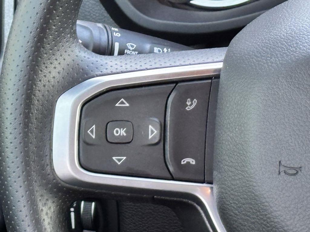 RAM 2500 Tradesman Crew Cab SWB 4WD 2025