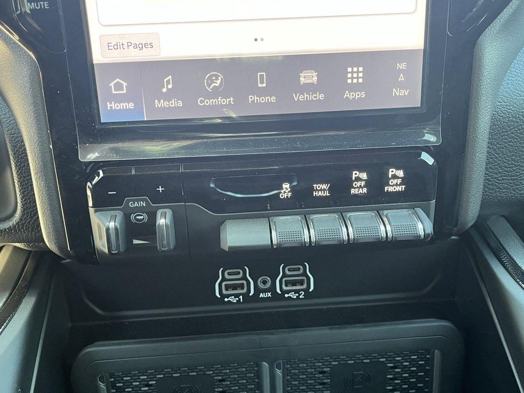 RAM 2500 Power Wagon Crew Cab SWB 4WD 2026