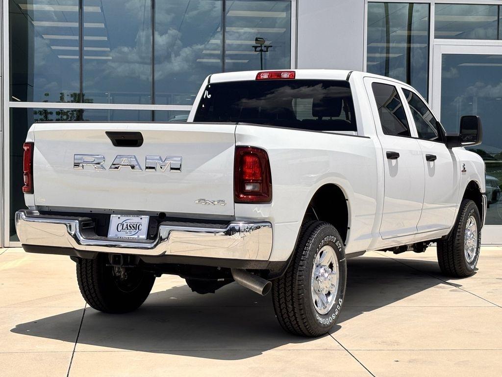 RAM 2500 Tradesman Crew Cab SWB 4WD 2025