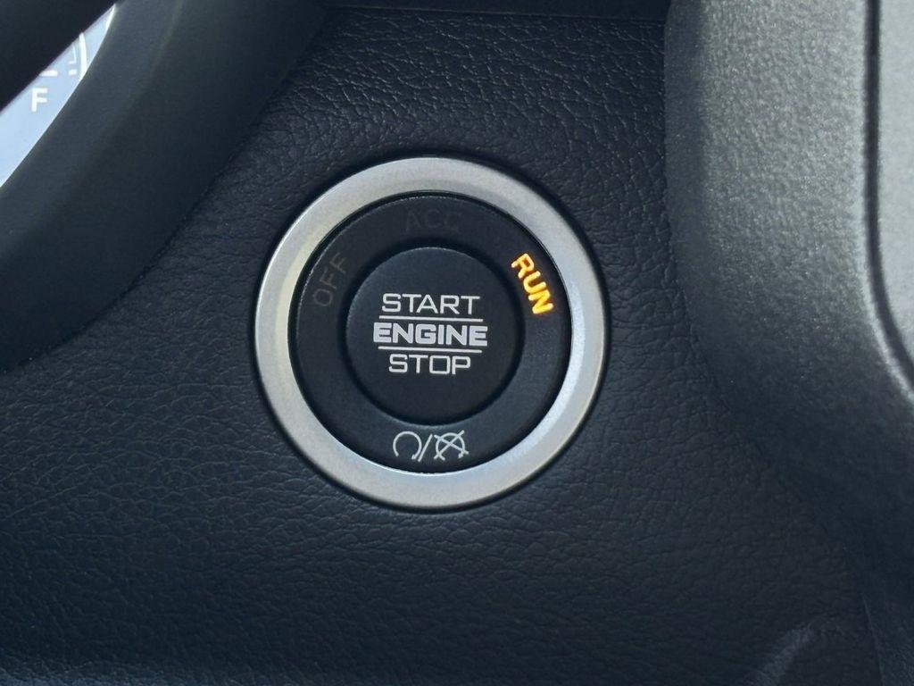 RAM 5500 Crew Cab SWB 4WD DRW 2024