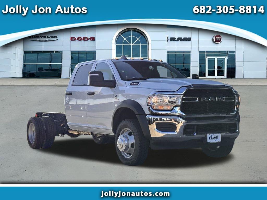 RAM 5500 Crew Cab SWB 4WD DRW 2024