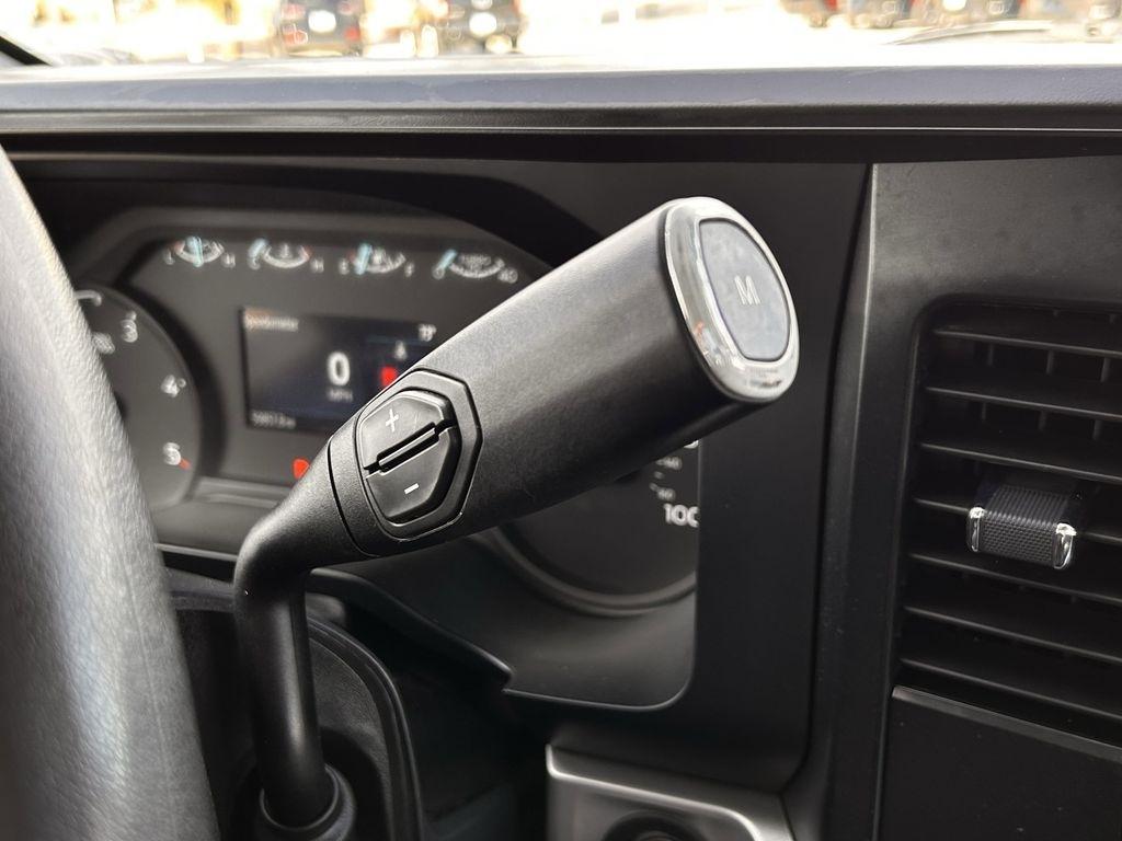 Ford F-250 SD XLT Crew Cab 4WD 2024