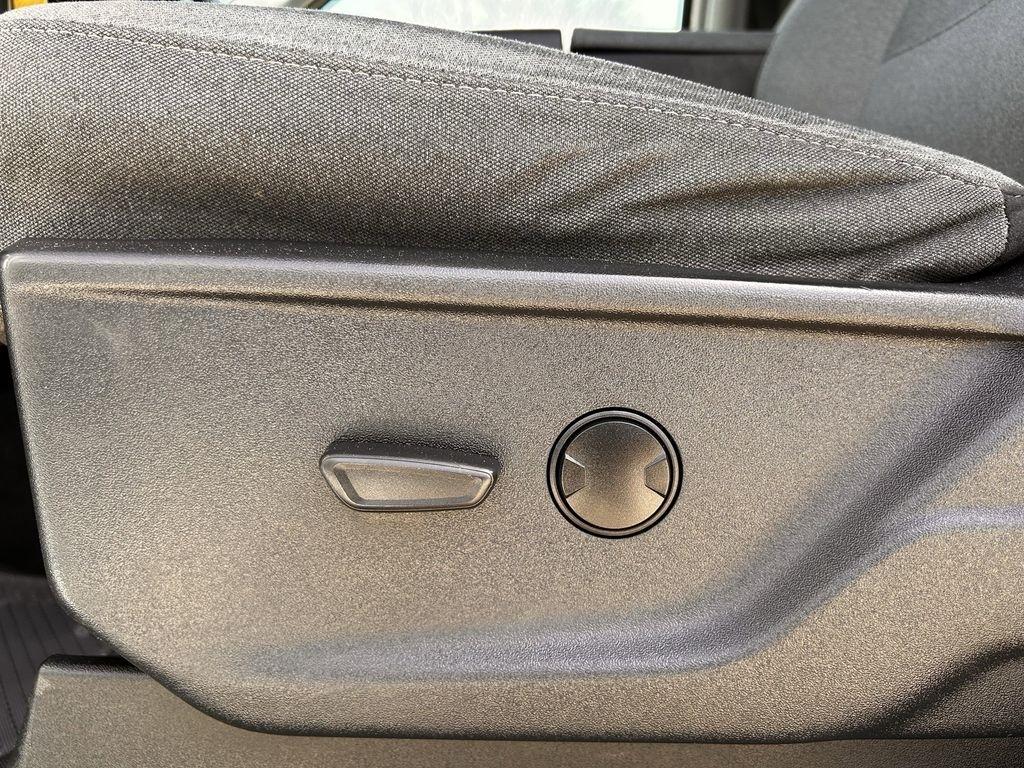 Ford F-250 SD XLT Crew Cab 4WD 2024