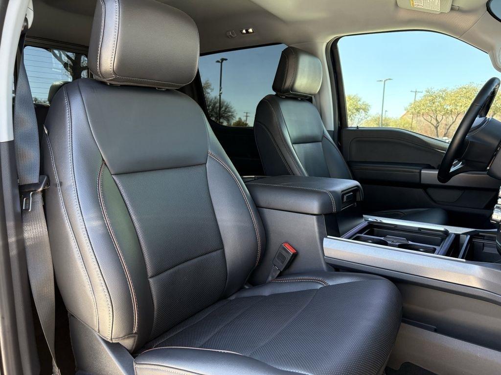 Ford F-250 SD Lariat Crew Cab 4WD 2024