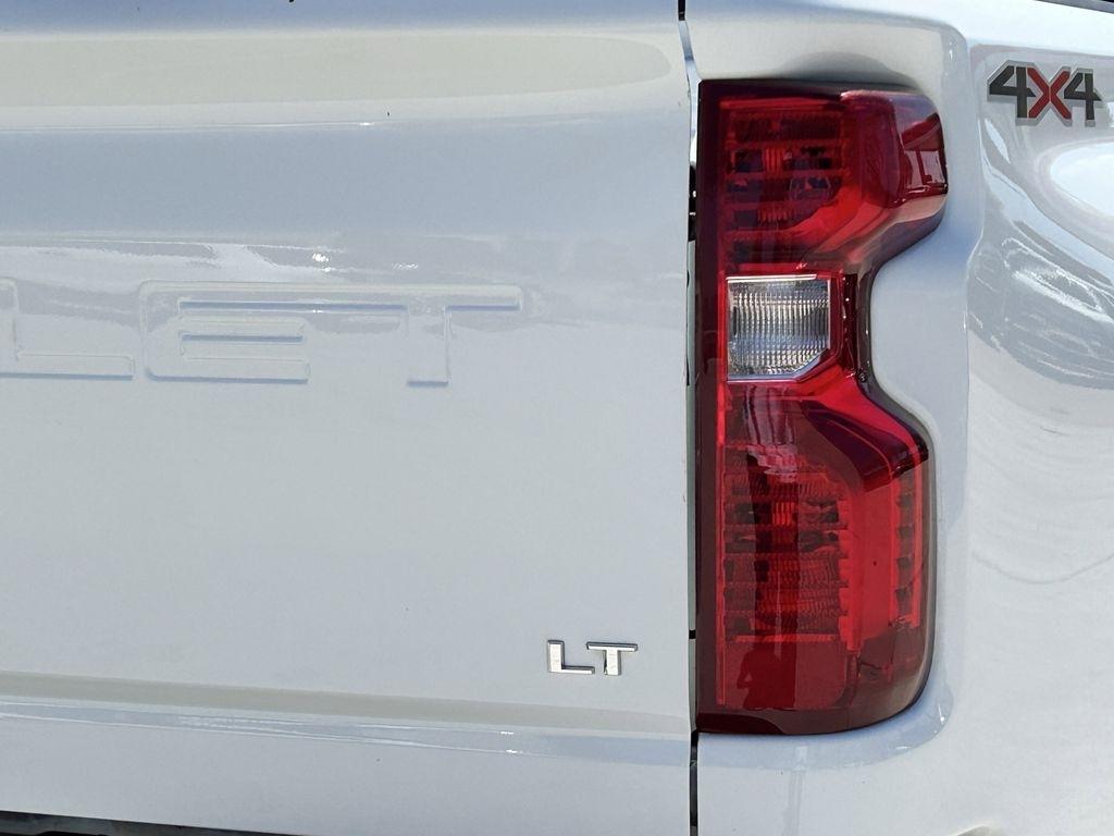 Chevrolet Silverado 2500HD LT Crew Cab Long Box 4WD 2025