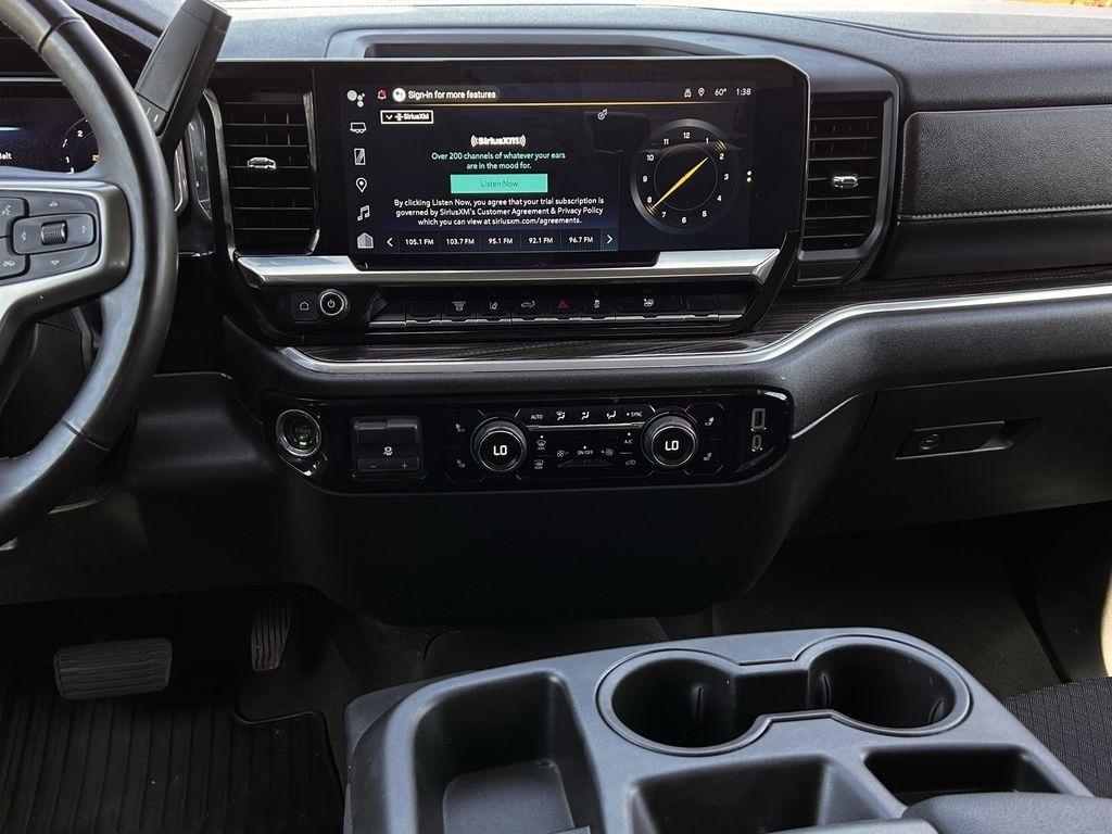 Chevrolet Silverado 2500HD LT Crew Cab Long Box 4WD 2025