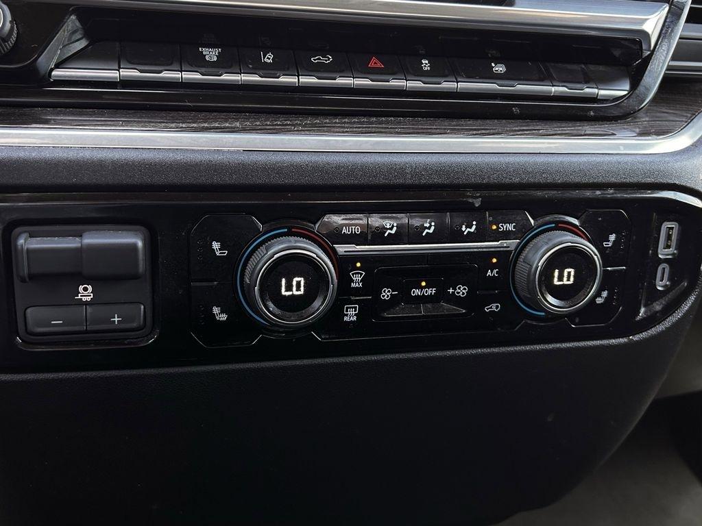 Chevrolet Silverado 2500HD LT Crew Cab Long Box 4WD 2025