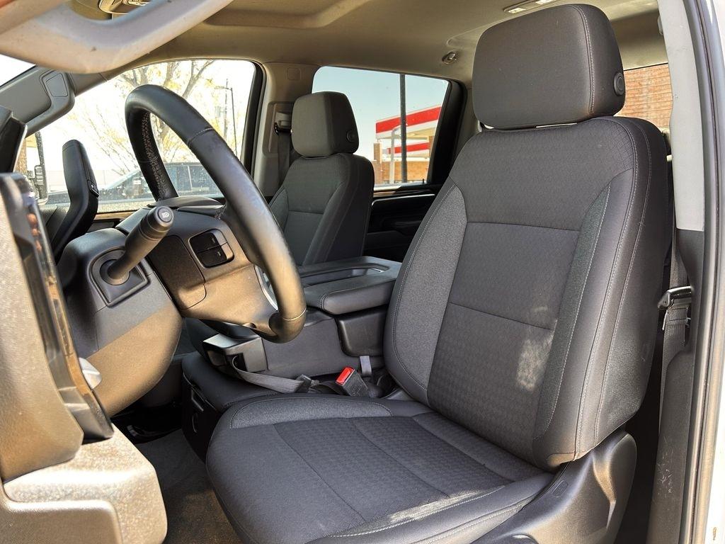 Chevrolet Silverado 2500HD LT Crew Cab Long Box 4WD 2025