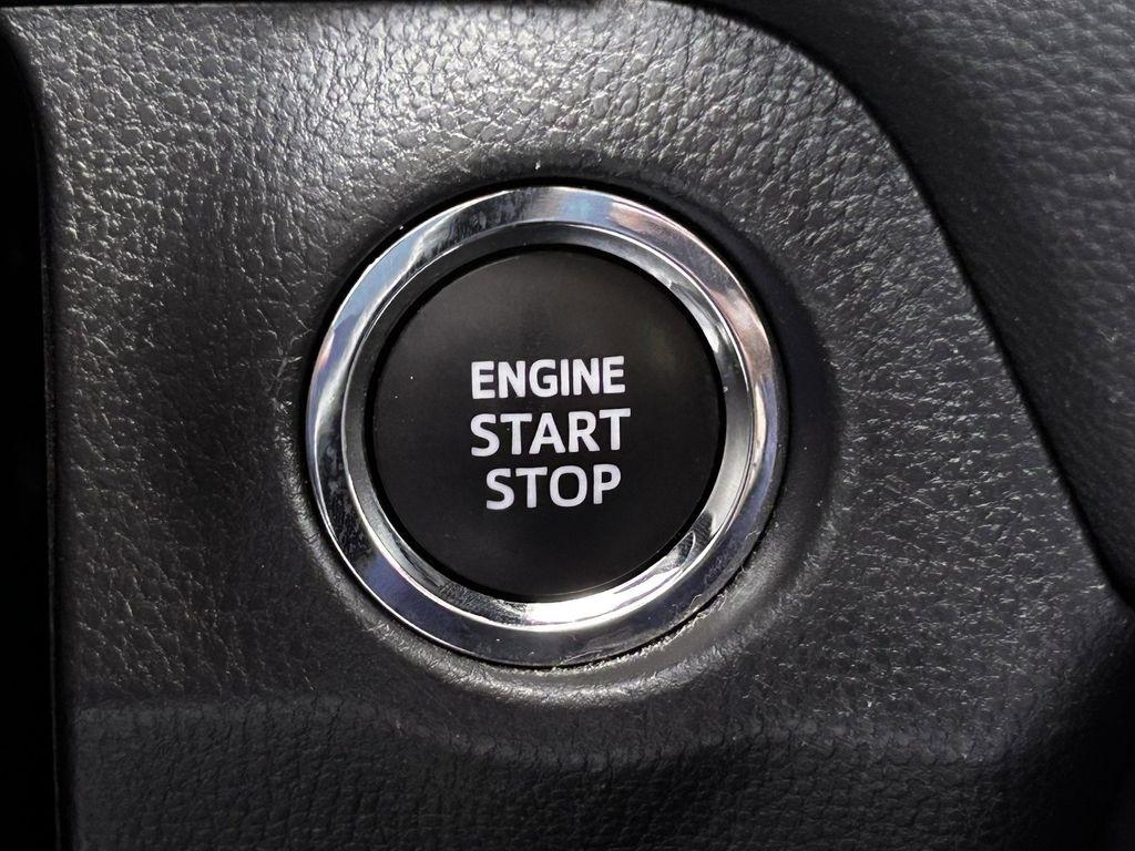 Toyota RAV4 XLE AWD 2024