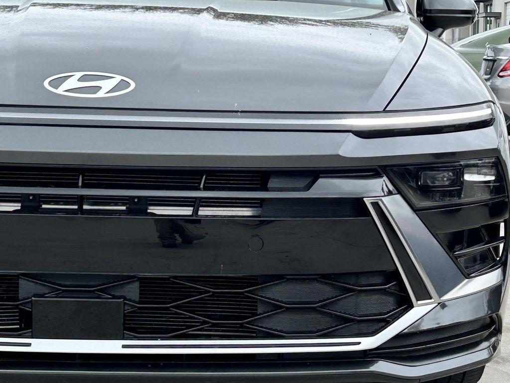 Hyundai Sonata SEL 2025