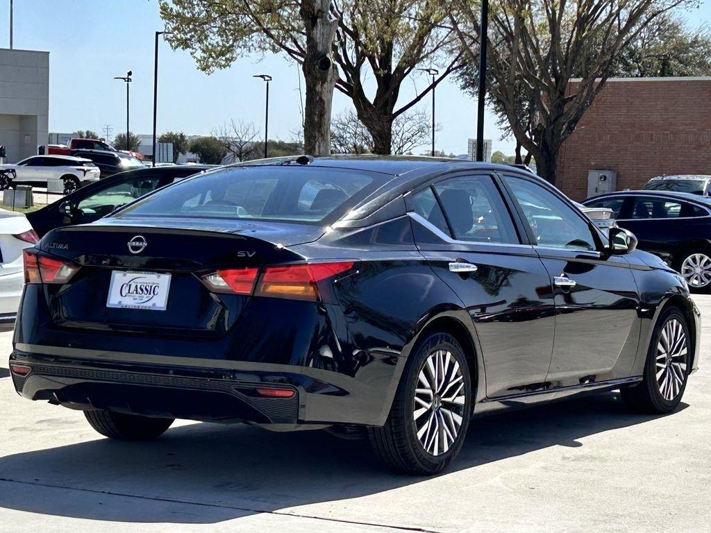 Nissan Altima 2.5 SV 2024