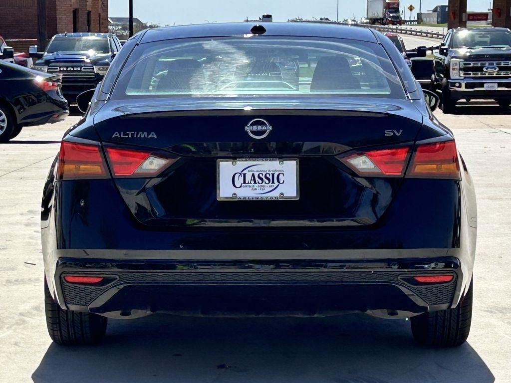 Nissan Altima 2.5 SV 2024