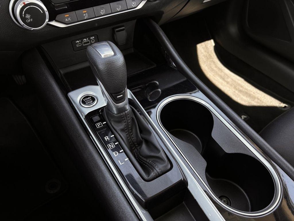 Nissan Altima 2.5 SV 2024